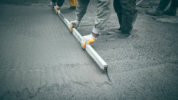 Best Concrete Patio Contractor  in Cloverleaf, TX